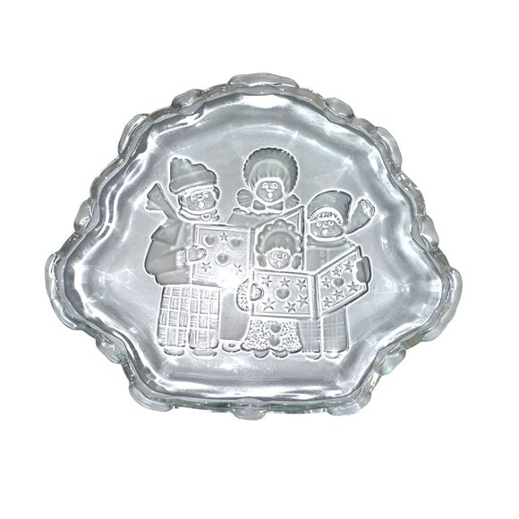 Mikasa Christmas Candy Bowl Carolers Sweet Dish Scalloped Heart Edging - Picture 1 of 4